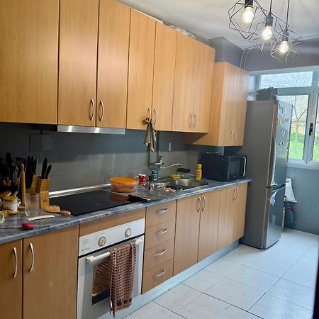 Disfruta De Exclusiva Habitacion Privada, A 5 Minutos De La Playa ヴィーゴ エクステリア 写真
